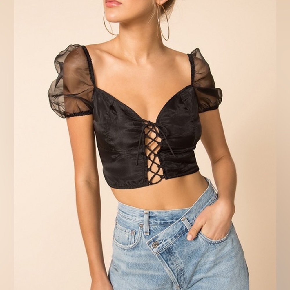 Puff sleeve top